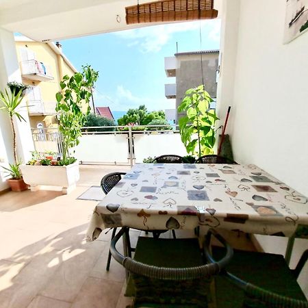 Nemira Beach Getaway Omis Exterior photo