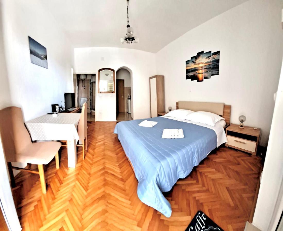 Nemira Beach Getaway Omis Exterior photo